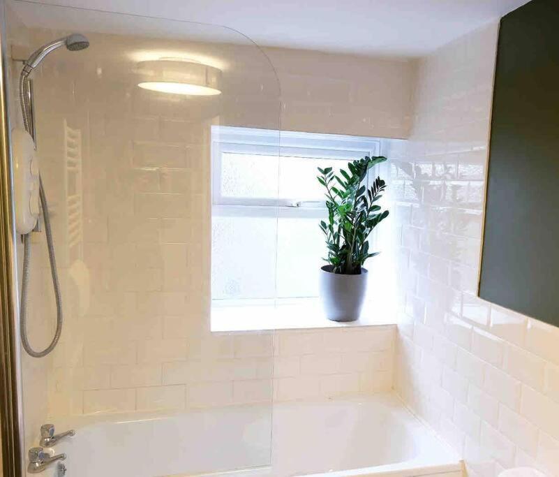 Regency Cottage 10 Minutes From Bath City Centre Екстериор снимка