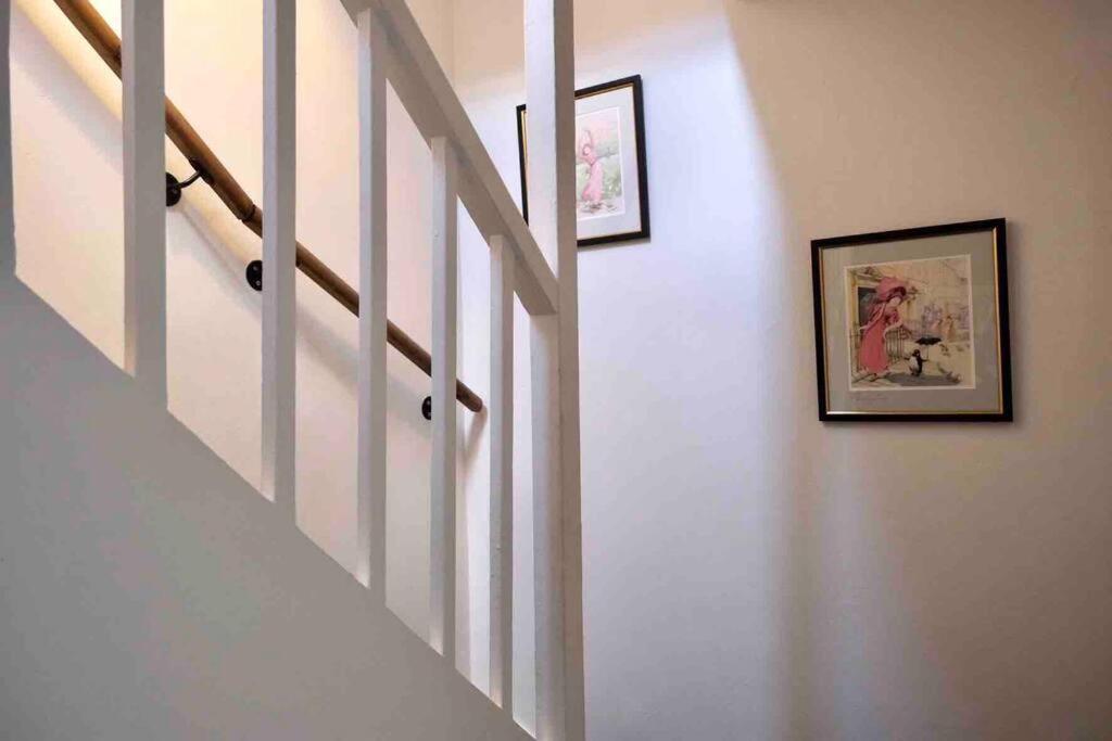 Regency Cottage 10 Minutes From Bath City Centre Екстериор снимка