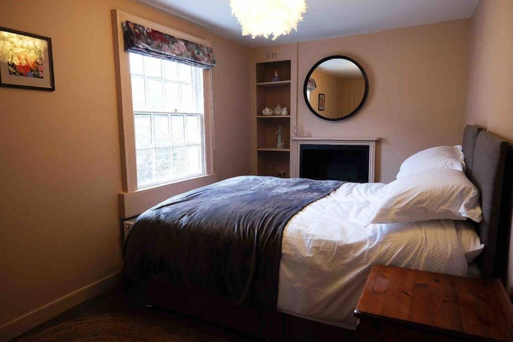 Regency Cottage 10 Minutes From Bath City Centre Екстериор снимка